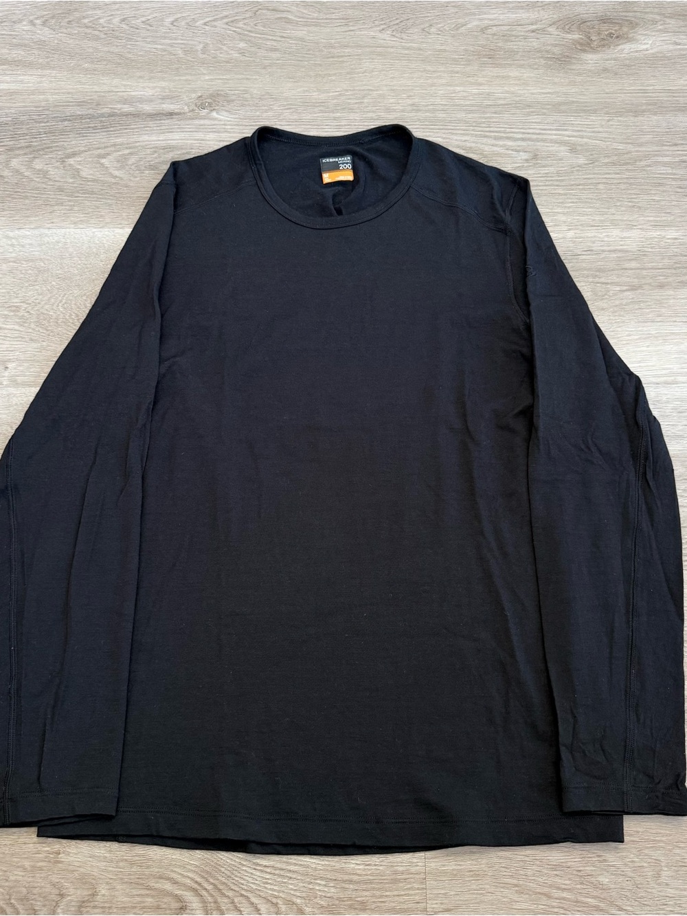 Icebreaker Merino 200 Oasis Mens Medium LS 100% Wool Shirt Slim Base Layer Black